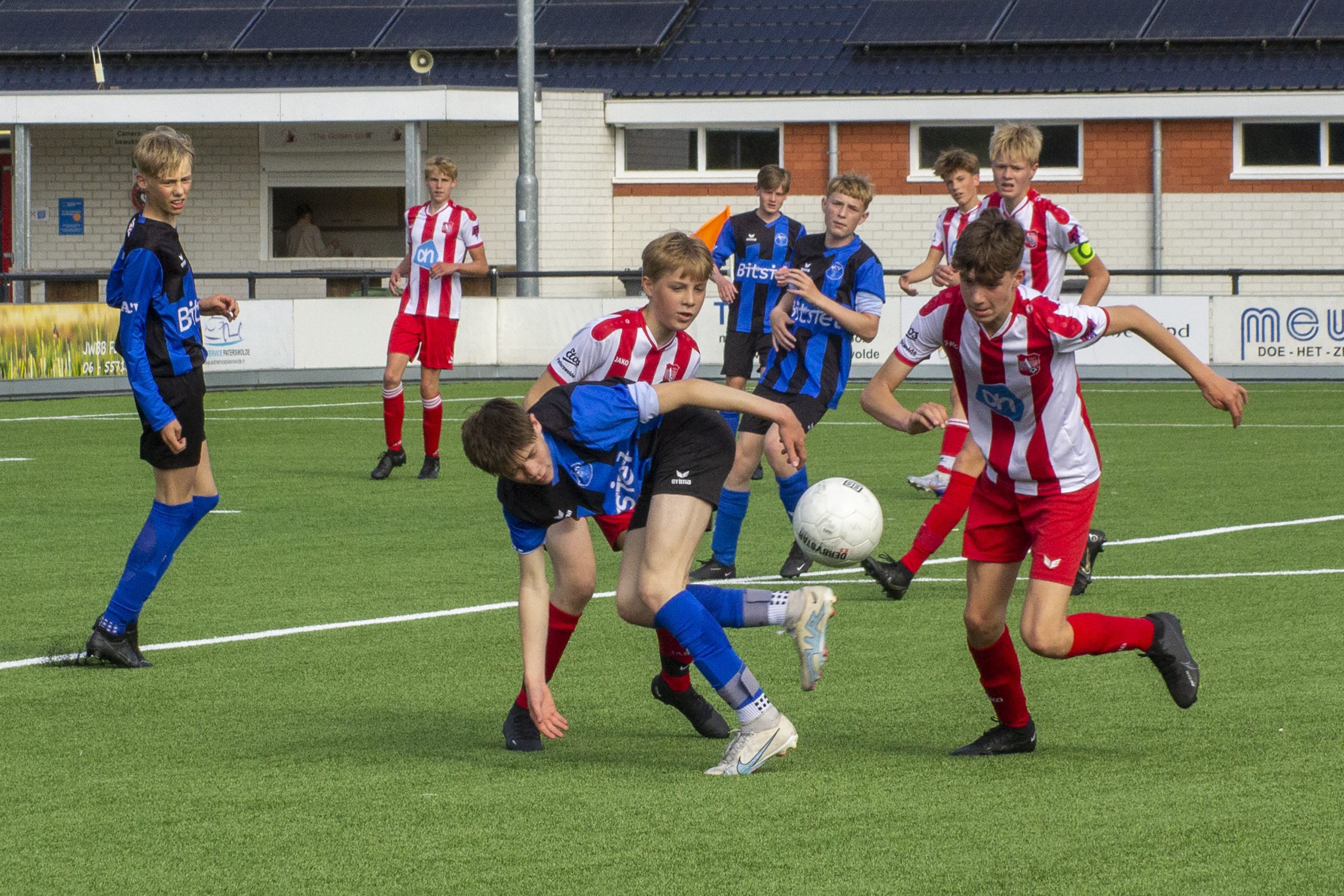 Jeugd Actief reclame voor voetbal DK Nieuws